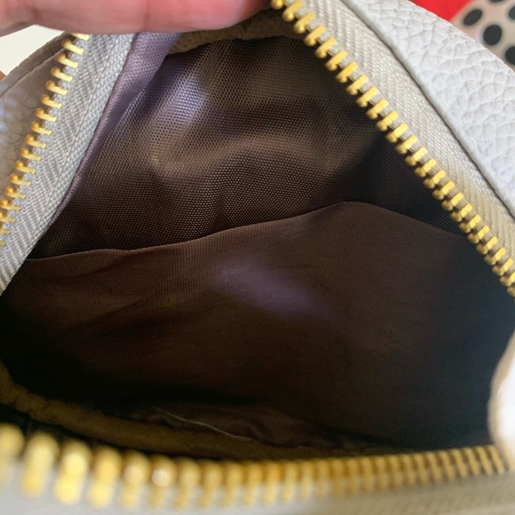 ✨NEW✨Mickey Ears PU leather mini bag ✨🛍💖 - Picture 6 of 8